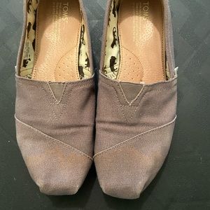 TOMS slip-ons